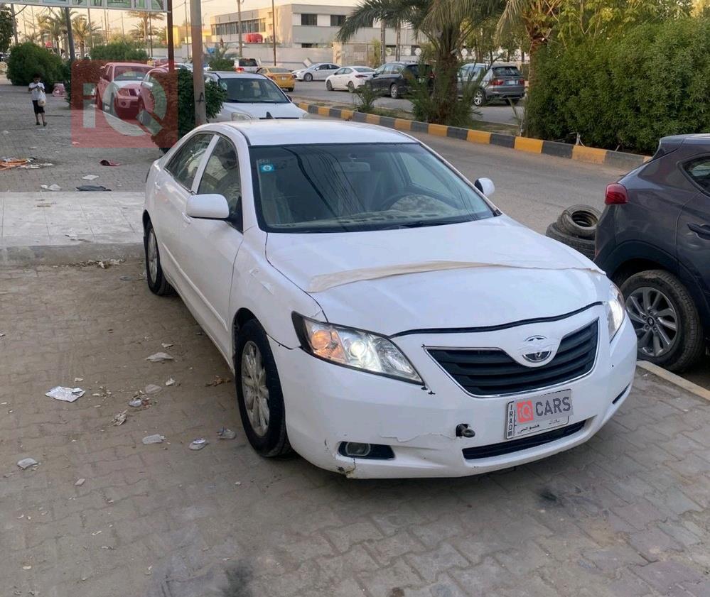 تۆیۆتا کامری